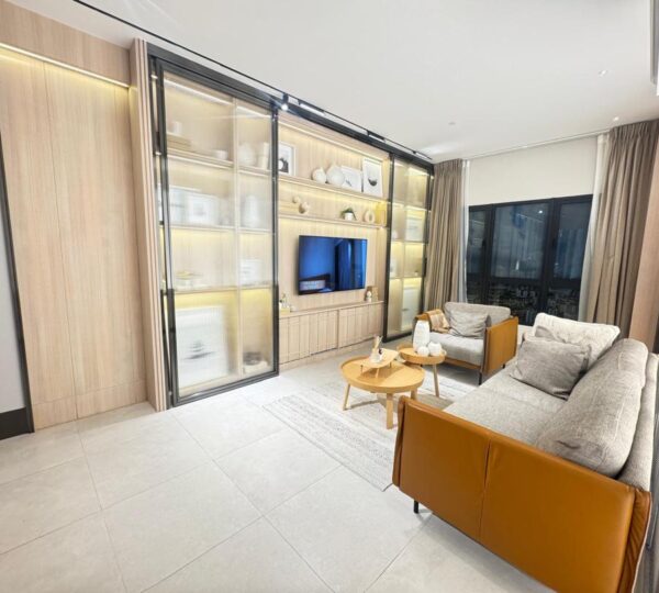 Living Room in Asteriaz Building - The Asteriaz @ JBCC EXSIM