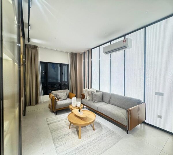 Living Room in Asteriaz Building - The Asteriaz @ JBCC EXSIM