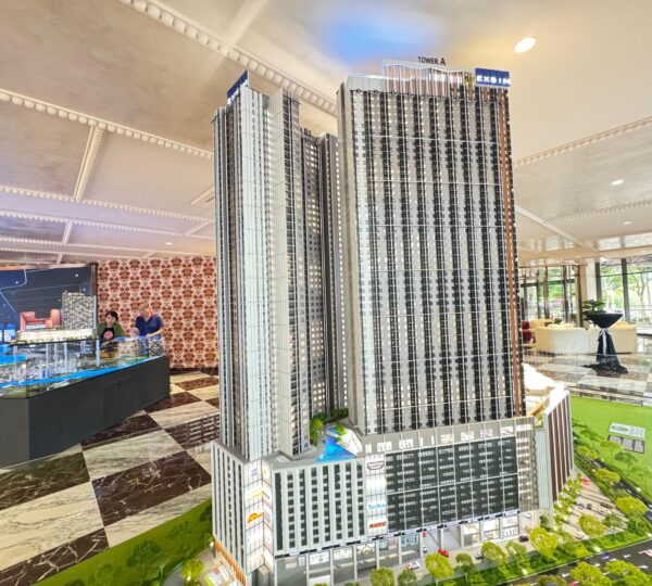 Cuasewayz Square Building - The Causewayz Square @ JBCC EXSIM